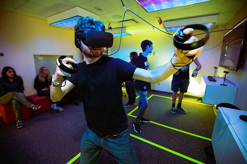 Virtual reality game