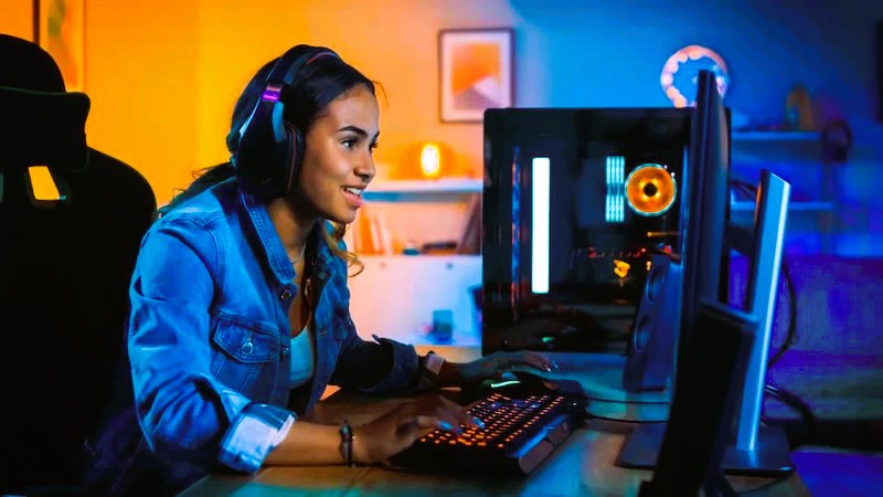 The Evolution of Online Gaming